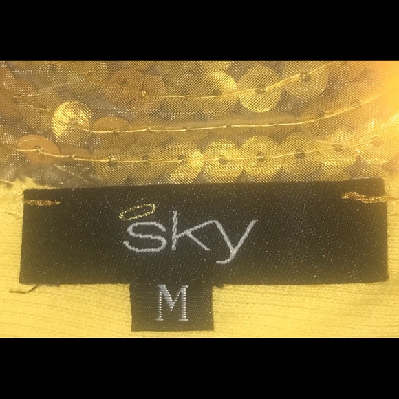 Sky gold tank top with sequin keyhole back - Picture 3 of 5